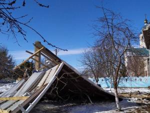 В Хакасии ликвидируют последствия шторма и ждут вторую волну