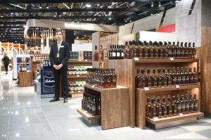 В России могут разрешить продажу алкоголя через госуслуги