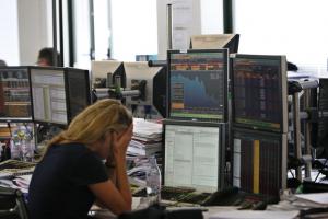 Жительница Абакана хотела стать брокером, но попалась мошенникам