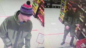 В Абакане мужчина оплачивал покупки чужой банковской картой