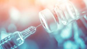 Прививочная кампания против коронавируса возобновляется