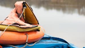 В Хакасии за отдыхающими на воде присмотрят матросы-спасатели