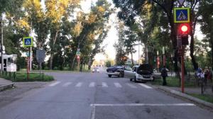 ДТП на абаканском перекрестке : оба водителя уверены, что ехали на зелёный свет