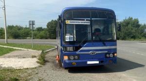 Без льгот и внимания: в Саяногорске пенсионерка сломала бедро, выпав из автобуса