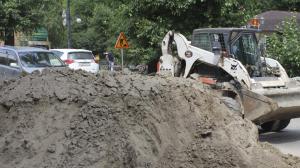 Несколько участков дорог перекрыли в Абакане