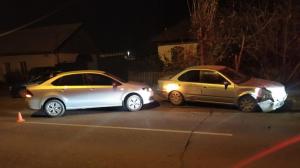 В Абакане автомобилист пошел на обгон и устроил аварию