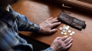 Житель Хакасии задержан за кражу денег у соседа-пенсионера