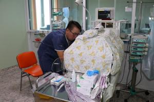 Почти 4 тысячи малышей появились на свет в республиканском перинатальном центре в этом году