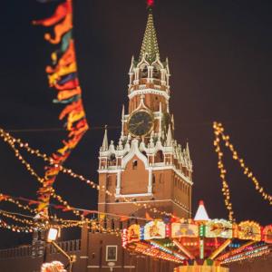 Депутаты Госдумы хотят вынести из Мавзолея тело Ленина и похоронить его