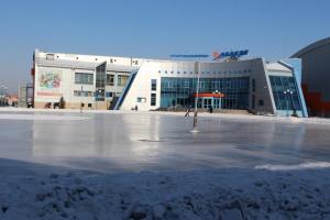 Минимум 5 новых ледовых полей появится в Абакане следующей зимой