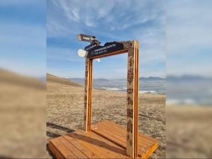 Вандалы повредили указатели на горе Кюн-Таг в Хакасии