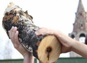 Житель Туима убил нежеланного гостя поленом