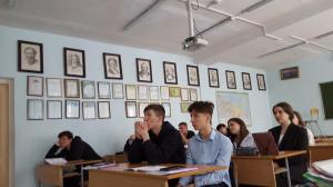 Около 37 тысяч обучающихся Хакасии приняли участие в уроках-реконструкциях Дня единых действий