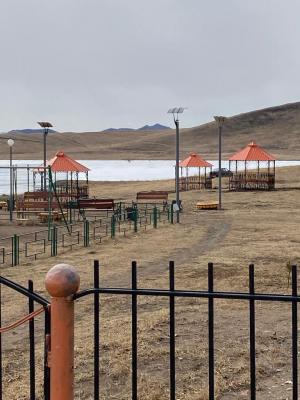 В Ширинском парке появились новые беседки