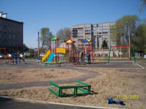 Во дворах Абакана кипит работа