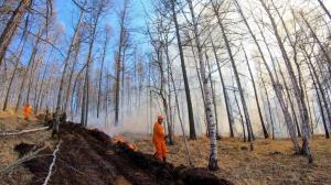 4 лесных пожара полыхает в Хакасии