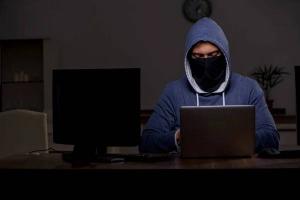 Доставщик японской еды из Саяногорска попался на старую схему мошенников