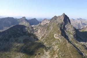 Три туристки застряли на перевале в природном парке "Ергаки"