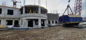 Продолжается строительство современной трёхэтажной детской поликлиники в селе Аскиз