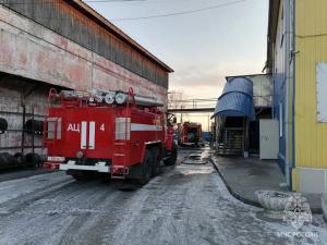 Магазин с автотоварами горел в Черногорске