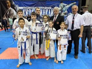 Спортсмены Хакасии завоевали медали чемпионата и первенства Сибири по киокусинкай
