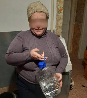 Предприимчивая жительница Ширинского района торговала весёлой жидкостью