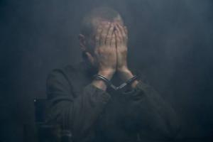 Наркомана задержали после сбора «урожая» в Хакасии