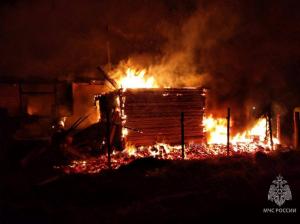 Пожар унёс жизнь 33-летнего мужчины в Хакасии