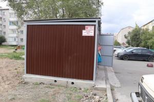 Современная площадка для контейнеров ТКО появилась в одном из дворов Абакана