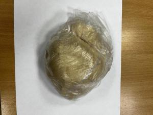 Абаканца с крупной партией синтетики задержали полицейские