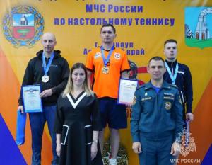 Абаканский пожарный стал чемпионом МЧС России по настольному теннису