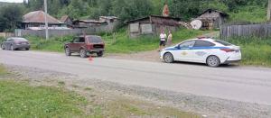 3-летний мальчик попал под машину в Ширинском районе