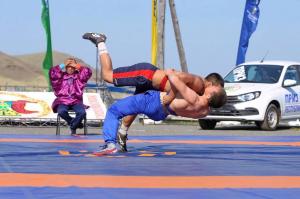 В Хакасии состоятся соревнования по национальной борьбе «Курес»