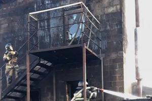 Пожарные  спасли мужчину из горящего здания в Хакасии
