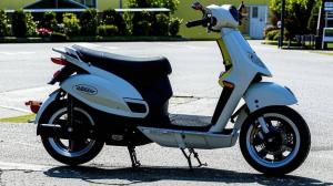 Непреодолимое желание покататься на мопеде толкнуло 18-летнего черногорца на преступление