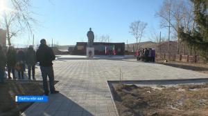  В с. Фыркал прошло торжественное открытие обновленного памятника ВОВ