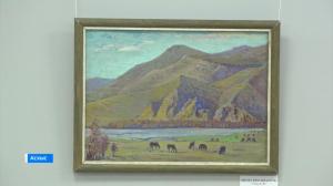 В Аскизе открылась персональная выставка художника-педагога Леонида Канзычакова