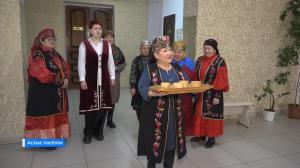 Жители п.Аскиз отправляют бойцам СВО талған и богородскую траву 