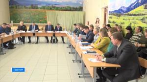 Депутаты парламента оценили ситуацию в лесной отрасли на выездном заседании в Таштыпском районе