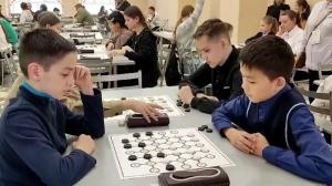 Азых Чоохтазыг. История игры тобит