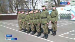 Первый отряд новобранцев отправился к месту службы
