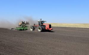 Хакасия к весеннему севу готова, но субсидий аграриям придётся подождать