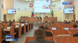 Глава Хакасии не намерен отчитываться перед депутатами на сессии Верховного Совета