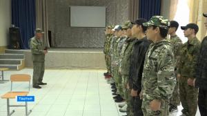 Для учащихся 10-х классов Таштыпского района проводятся учебные сборы по НВП па базе ПУ №16