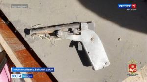 Трое жителей Бейского района арестованы за изготовление и хранение оружия