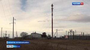 В Белом Яре выясняют, почему из крана бежит некачественная горячая вода