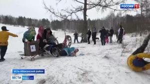 Герои русских сказок катались с горки на «МотоСаниФесте» в Усть-Абаканском районе