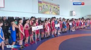 В Аскизе прошел турнир по вольной борьбе памяти мастера спорта СССР Михаила Мылтыгашева  