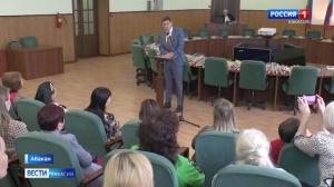 Откровенный разговор с женщинами в канун 8 марта – традиция властей Абакана